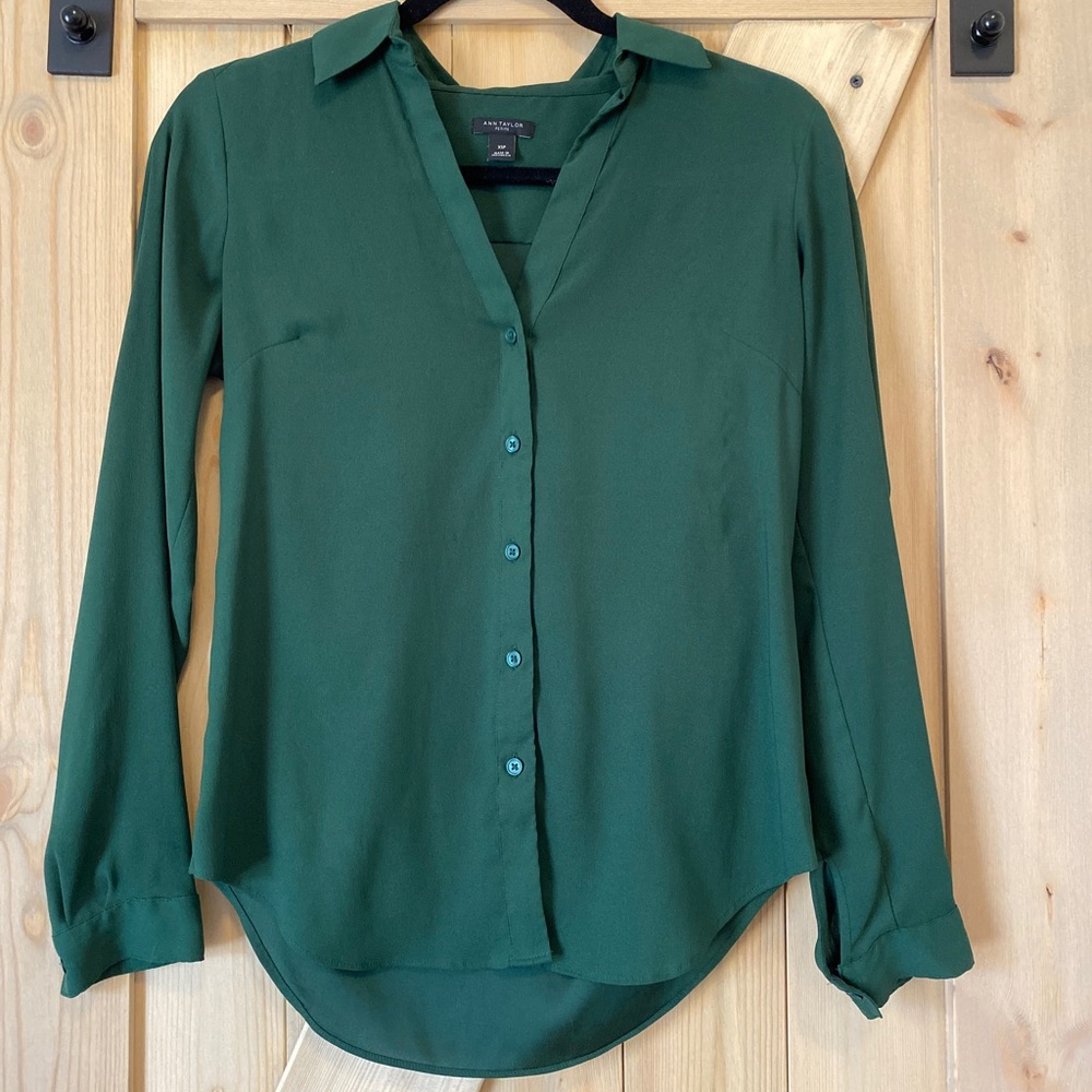 Ann Taylor Button Up